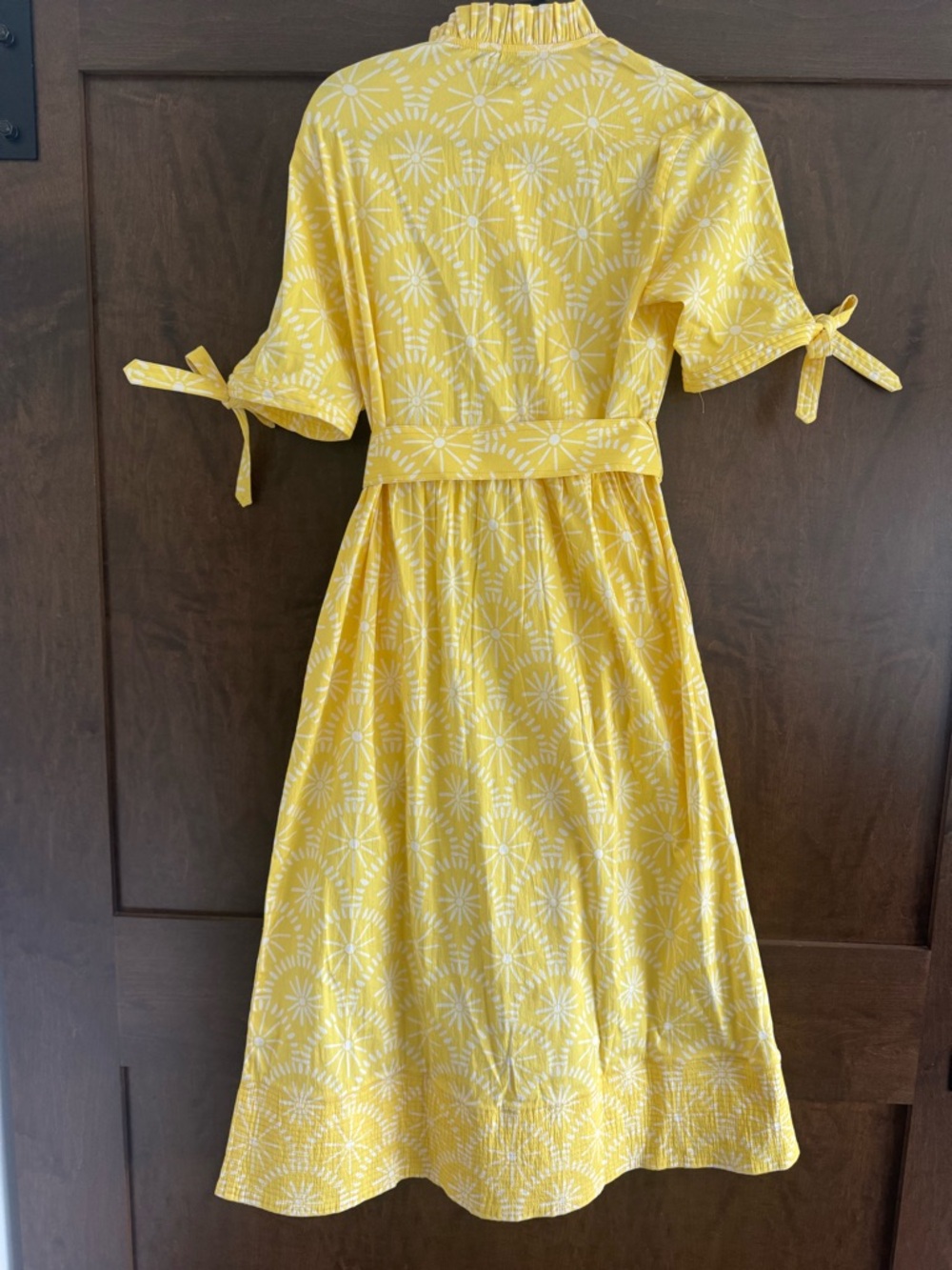 NWT Holly Shae x Janice Dean Yellow Floral Tie-Sleeve Midi Dress - Picture 2 of 4